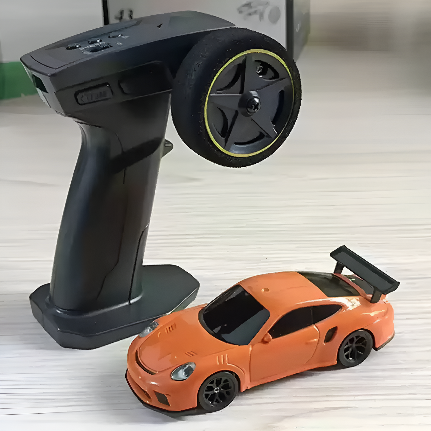 Driftek™ Pro – Mini auto RC o zwiększonej mocy