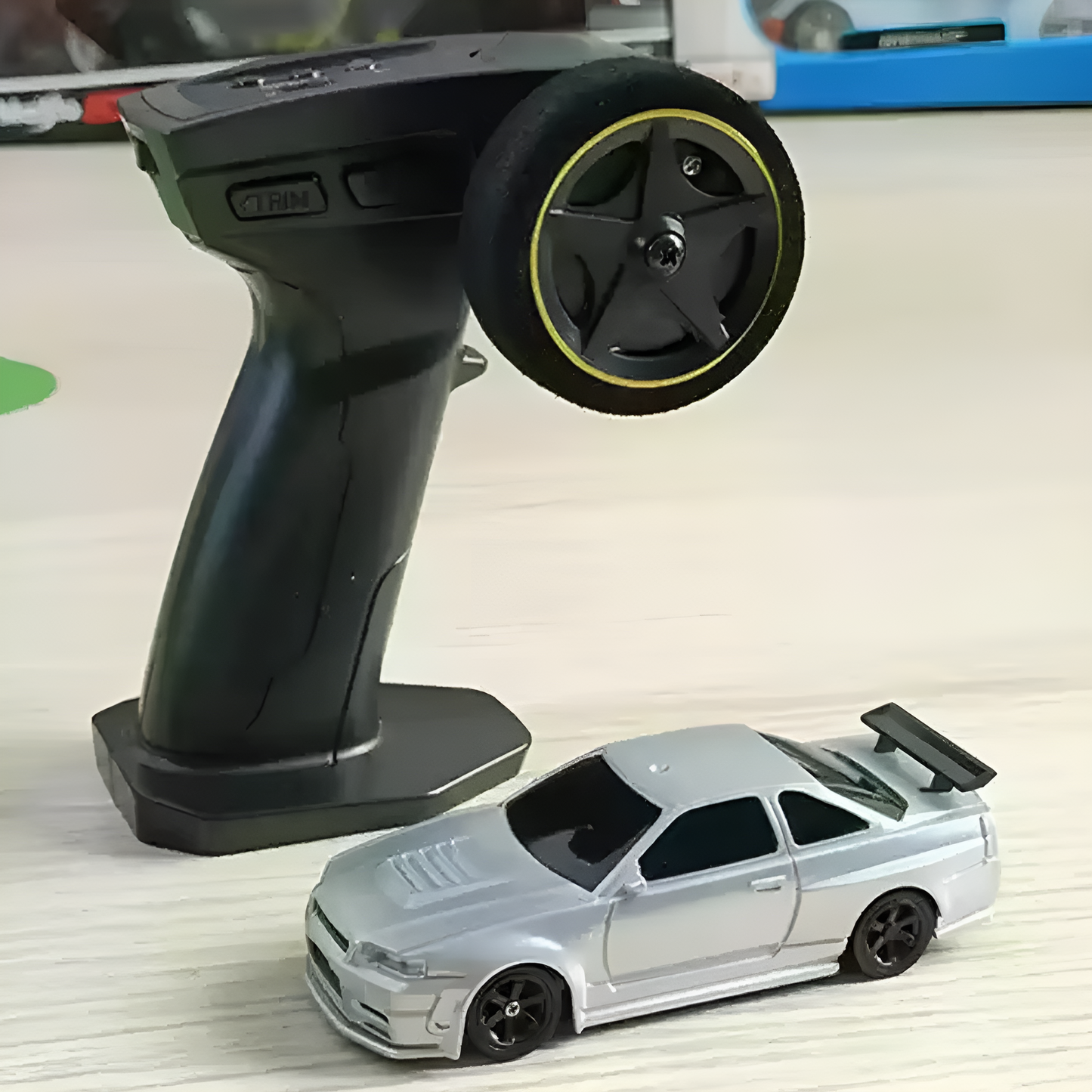 Driftek™ Pro – Mini auto RC o zwiększonej mocy